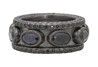 BLACK SAPPHIRE WIDE BAND